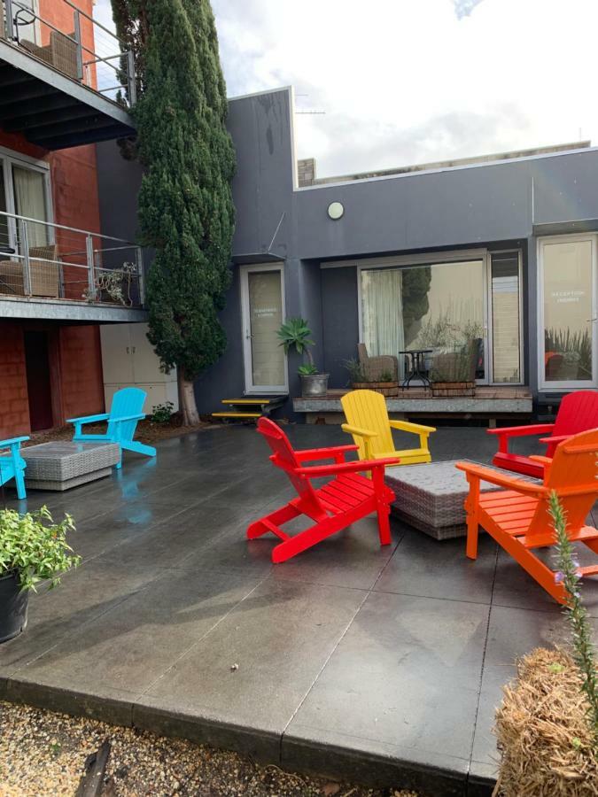 Phoenix Apartments Lorne Exterior foto
