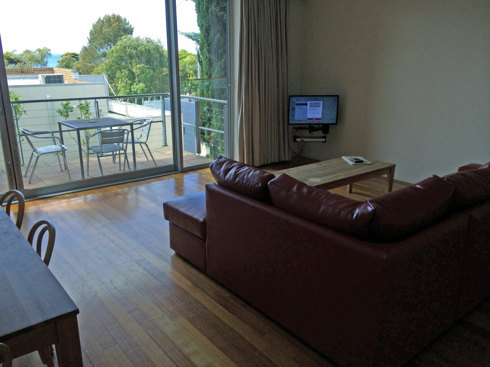Phoenix Apartments Lorne Exterior foto